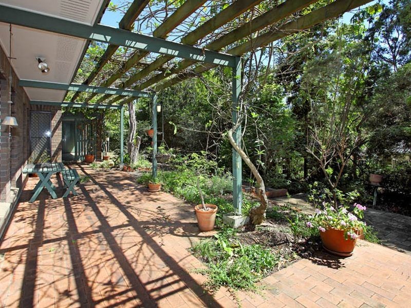 16 Norman Street, Fig Tree Pocket QLD 4069