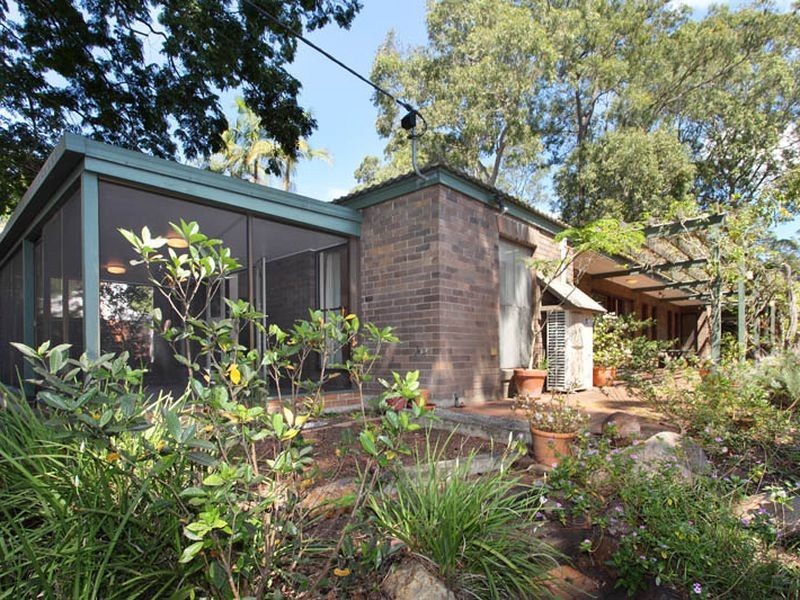 16 Norman Street, Fig Tree Pocket QLD 4069