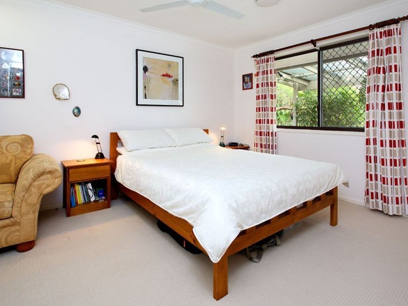 13 Dusk Steet, Kenmore QLD 4069