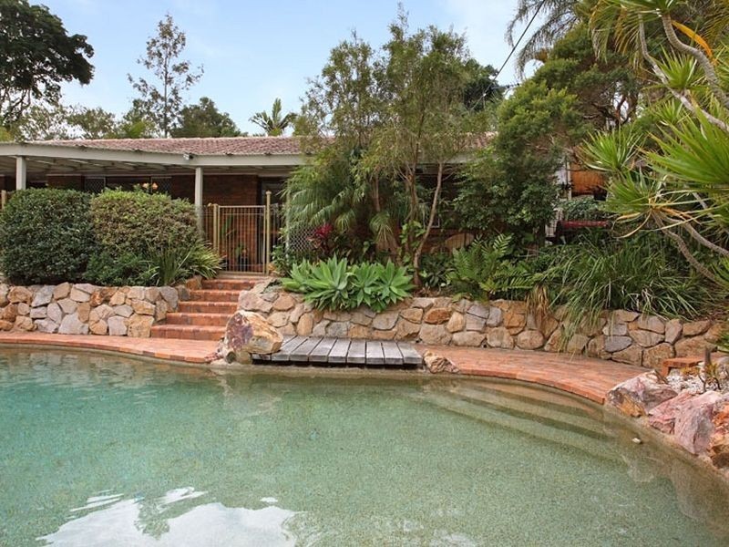 13 Dusk Steet, Kenmore QLD 4069