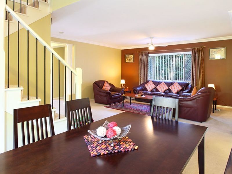 31 Palm Street, Kenmore QLD 4069