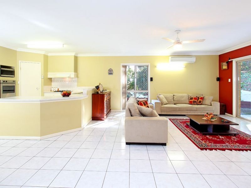 31 Palm Street, Kenmore QLD 4069