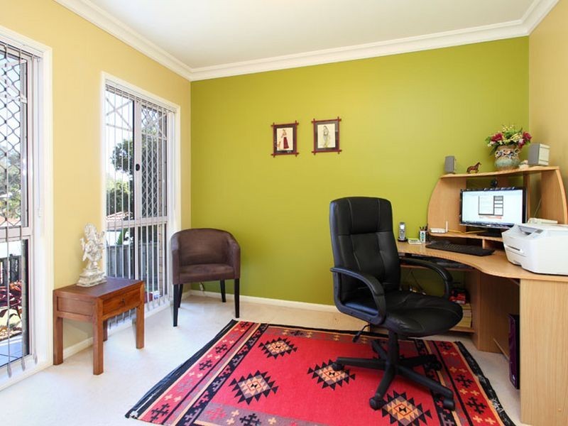 31 Palm Street, Kenmore QLD 4069