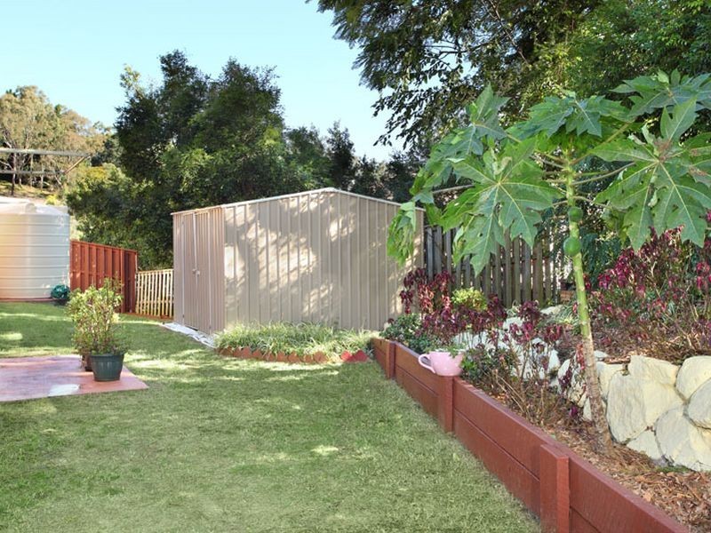 31 Palm Street, Kenmore QLD 4069