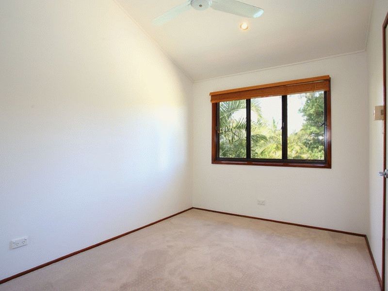 72 Twilight Street, Kenmore QLD 4069