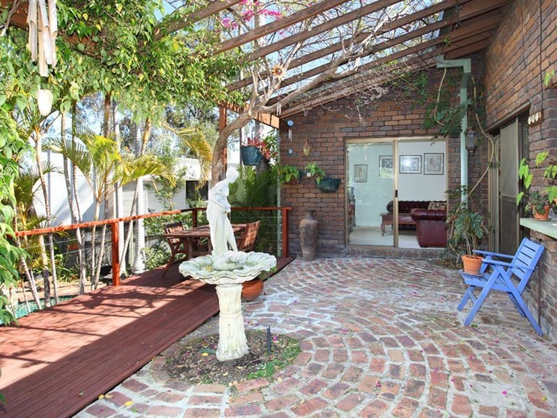 3 Pilin Place, Chapel Hill QLD 4069