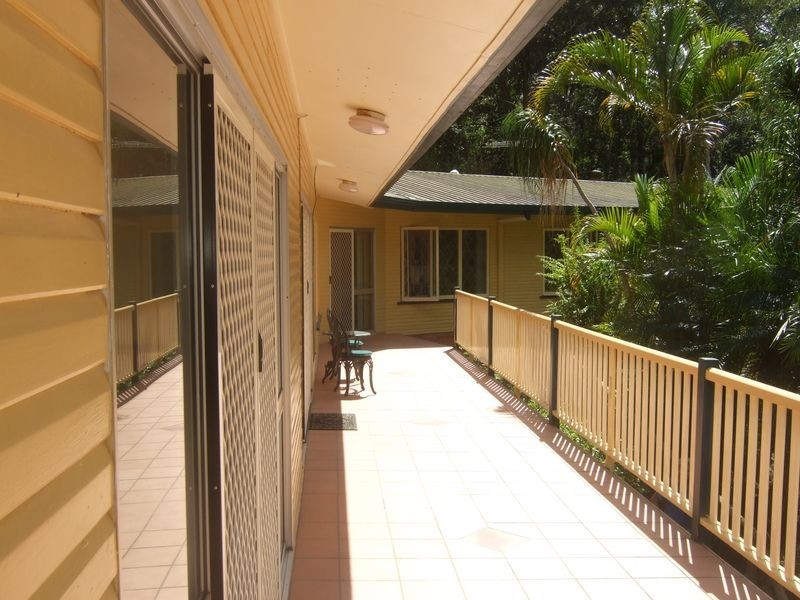 59 Moordale Street, Chapel Hill QLD 4069