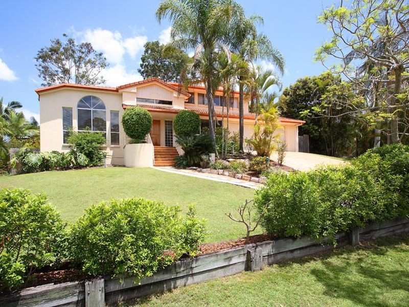 24 Ngeringa Crescent, Chapel Hill QLD 4069