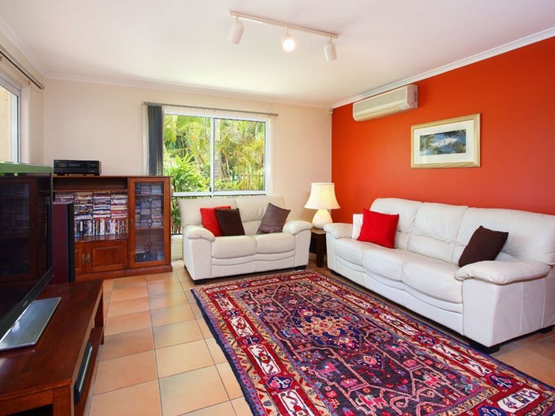 24 Ngeringa Crescent, Chapel Hill QLD 4069