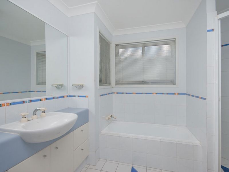 29 Mukurta Street, Chapel Hill QLD 4069