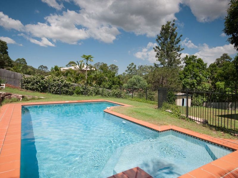 29 Mukurta Street, Chapel Hill QLD 4069