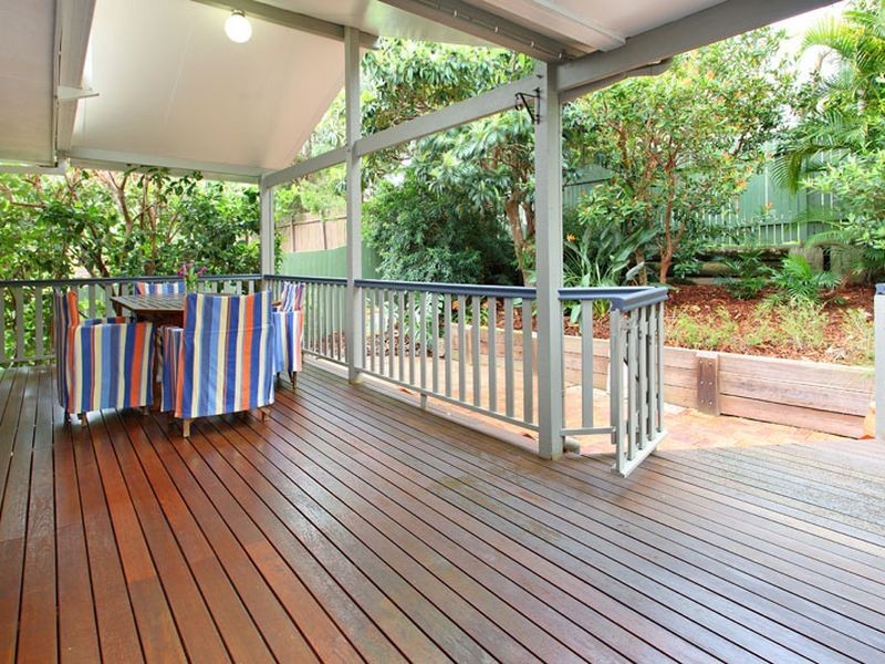 21 Wyndarra Street, Kenmore QLD 4069