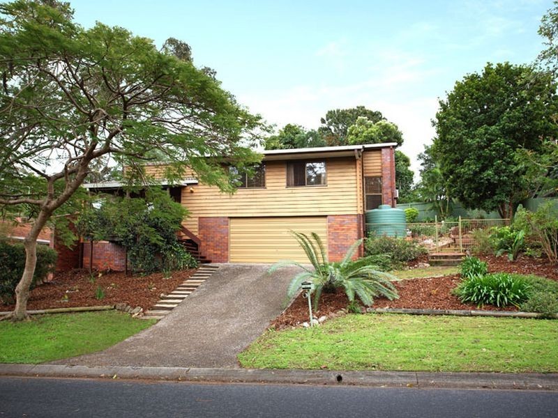 21 Wyndarra Street, Kenmore QLD 4069