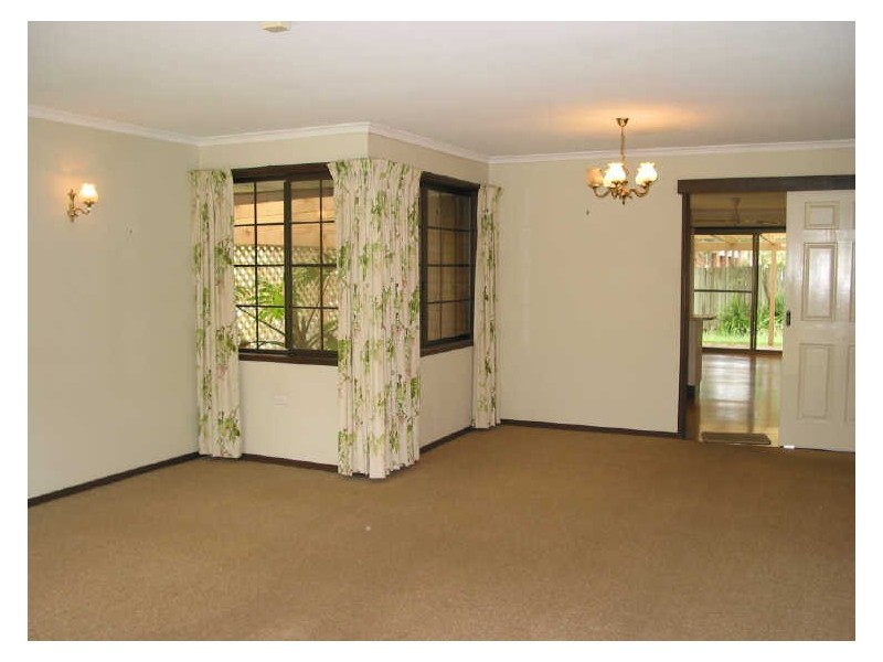 4 Vakuta Street, Fig Tree Pocket QLD 4069