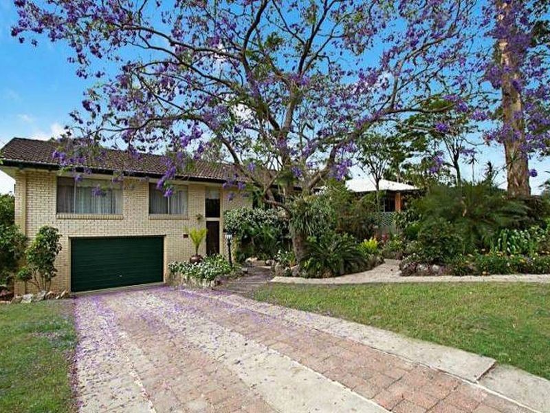 13 Mabb Street, Kenmore QLD 4069