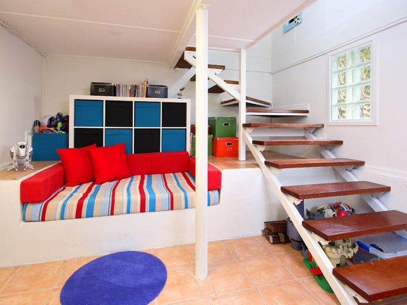 19 Henry Street, Chapel Hill QLD 4069