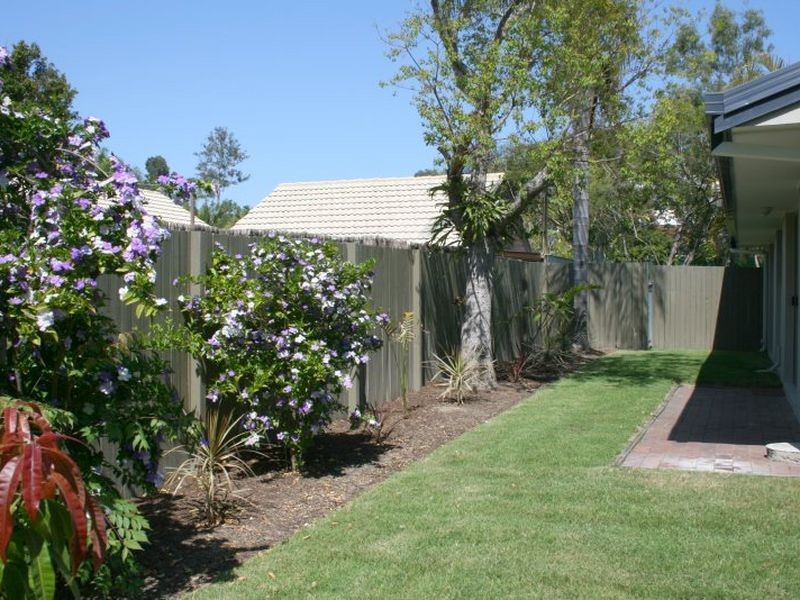 10 Diamantina Street, Chapel Hill QLD 4069