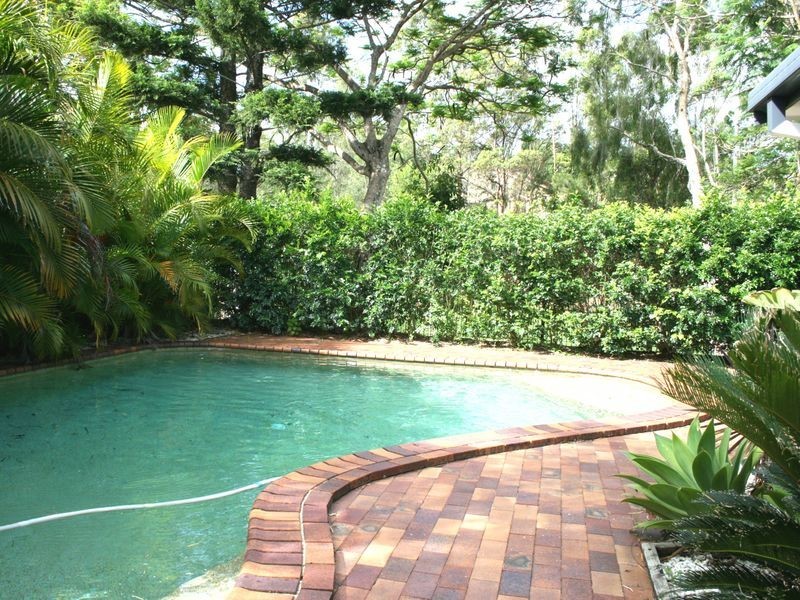 10 Diamantina Street, Chapel Hill QLD 4069