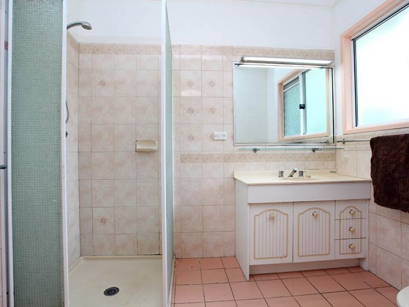 46 Norm Street, Kenmore QLD 4069