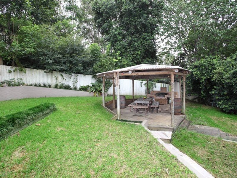 46 Norm Street, Kenmore QLD 4069