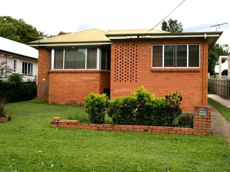17 Waratah Avenue, Graceville QLD 4075