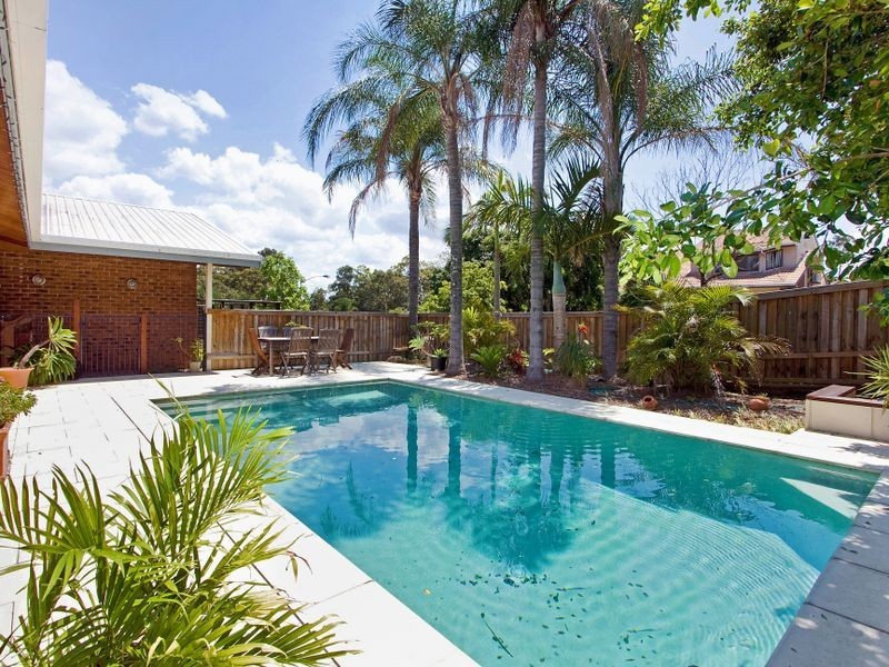 50 Radcliffe Street, Sinnamon Park QLD 4073