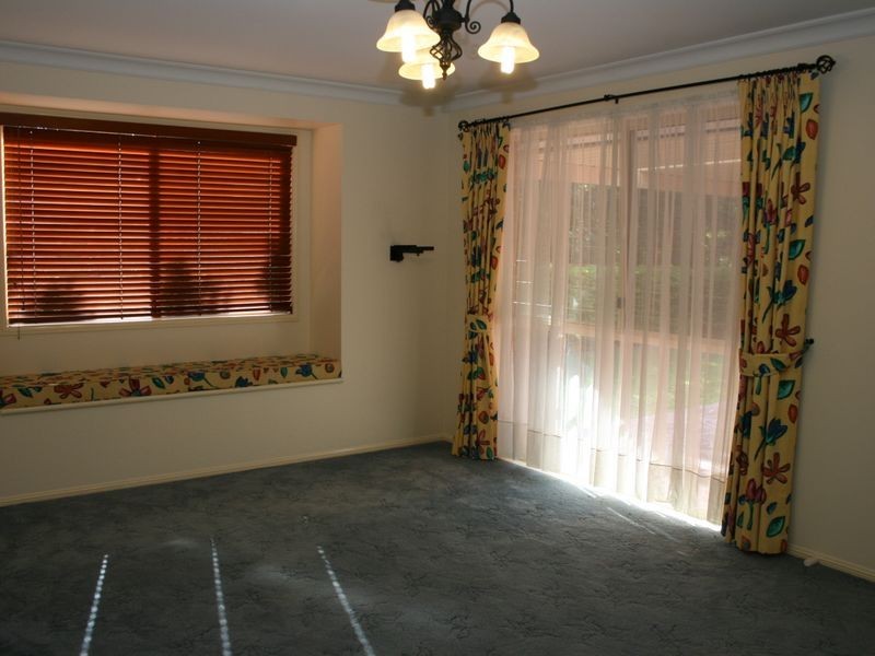 34 Gem Road, Kenmore QLD 4069