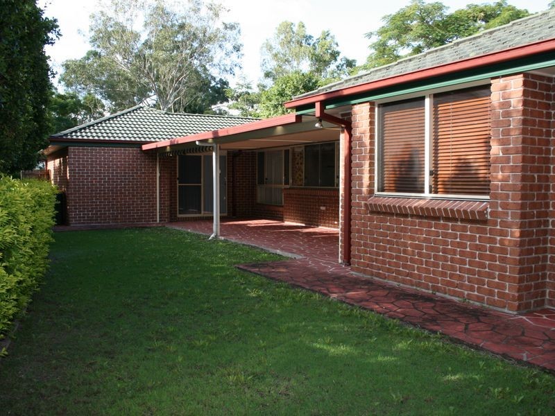 34 Gem Road, Kenmore QLD 4069
