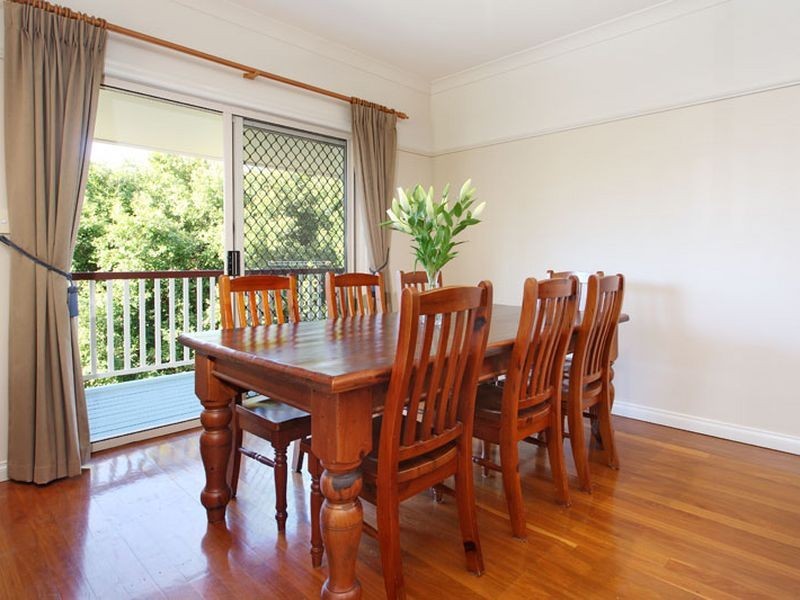 55 Drysdale Crescent, Brookfield QLD 4069