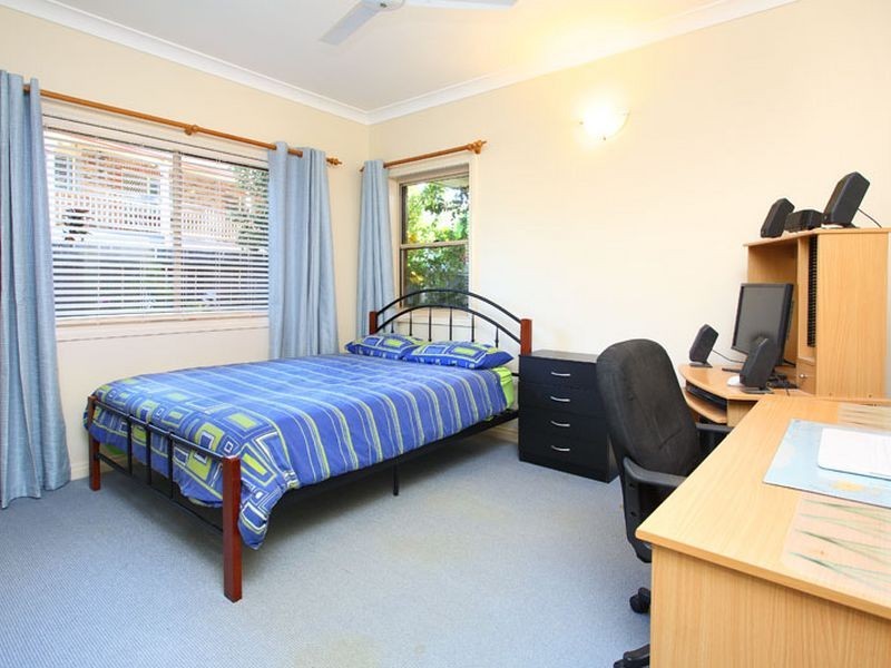 55 Drysdale Crescent, Brookfield QLD 4069