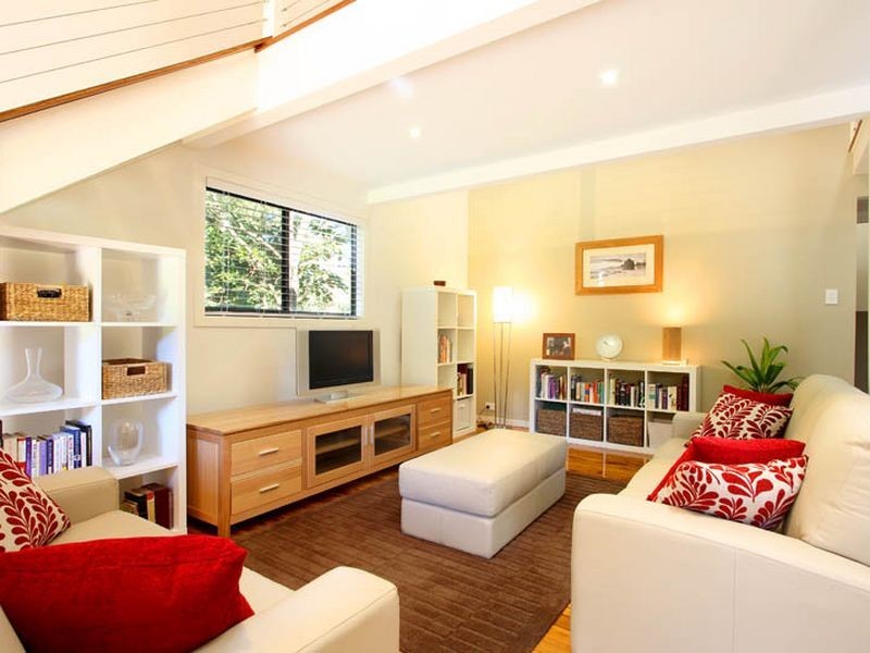 15 Yeoman Street, Chapel Hill QLD 4069