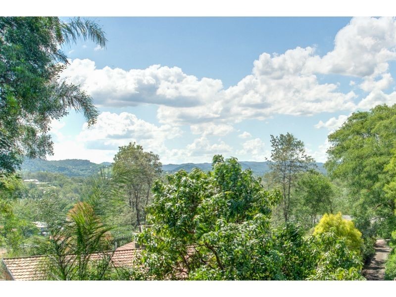 83 Kenmore Road, Kenmore QLD 4069