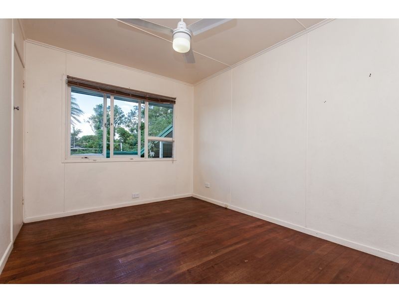 83 Kenmore Road, Kenmore QLD 4069