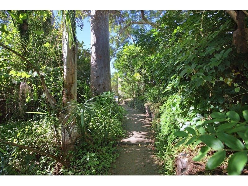 83 Kenmore Road, Kenmore QLD 4069