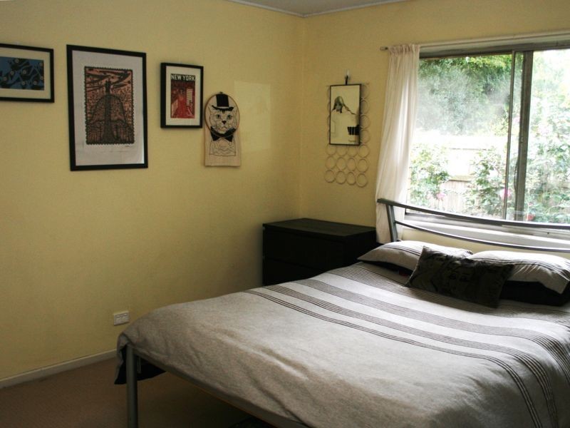 2 Karingal Street, Kenmore QLD 4069