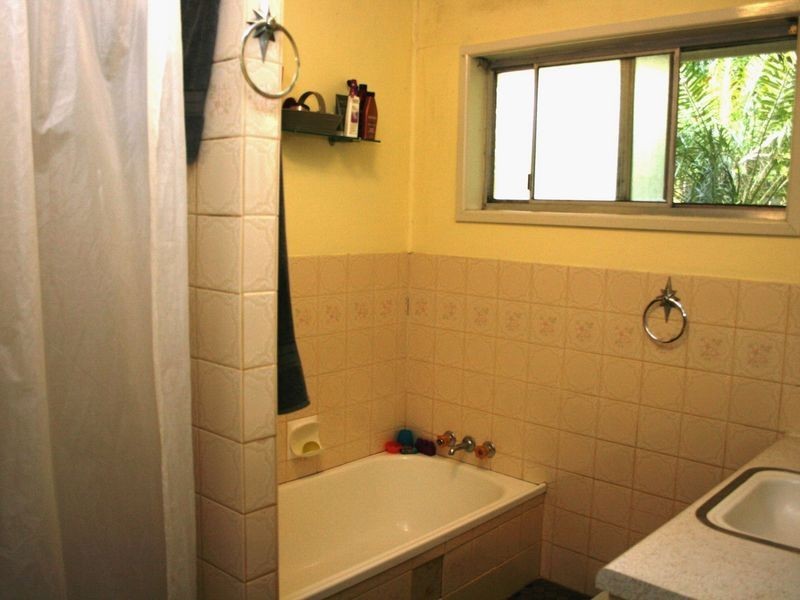 2 Karingal Street, Kenmore QLD 4069