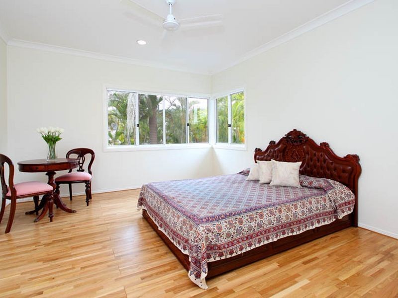 103 Ironbark Road, Chapel Hill QLD 4069