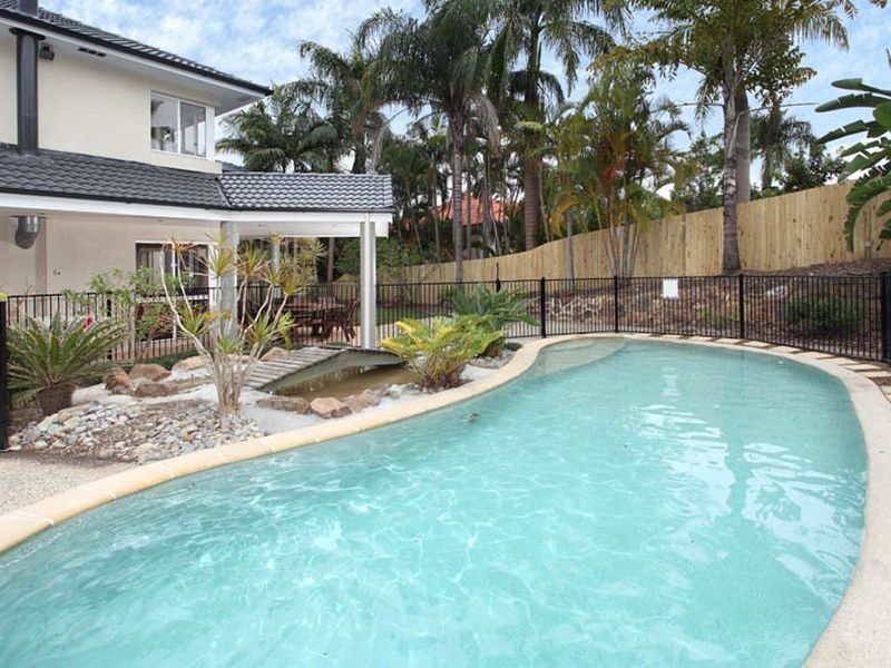 103 Ironbark Road, Chapel Hill QLD 4069