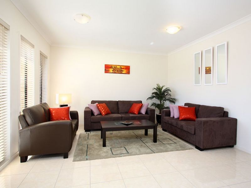 12 Springbrook Place, Moggill QLD 4070