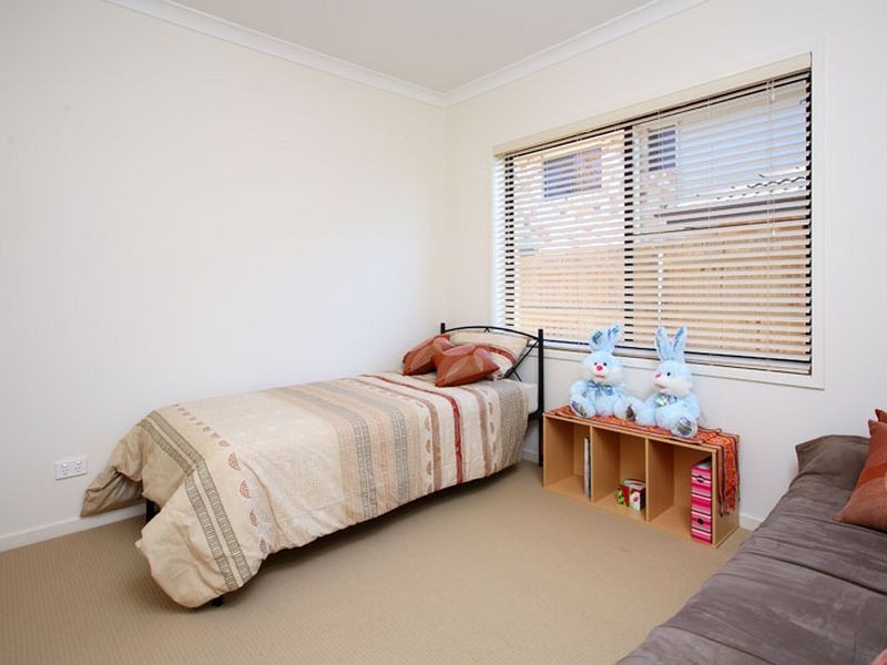 12 Springbrook Place, Moggill QLD 4070