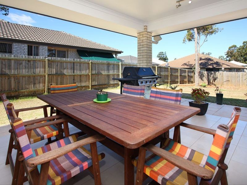 12 Springbrook Place, Moggill QLD 4070