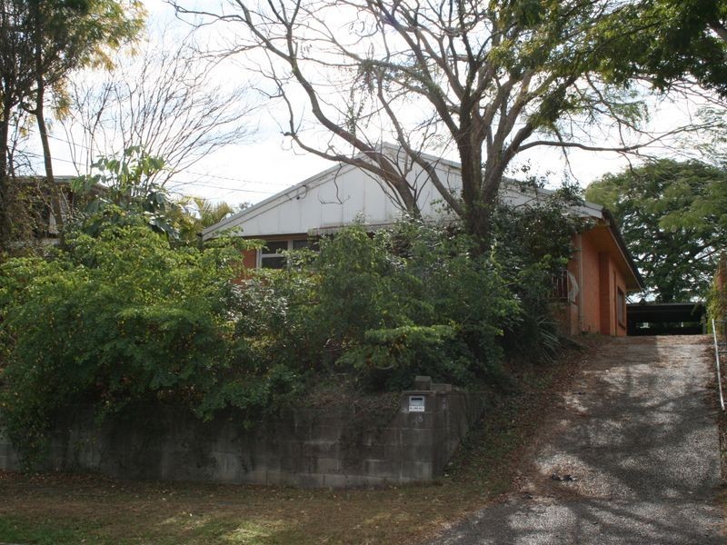 18 Alkina Street, Kenmore QLD 4069