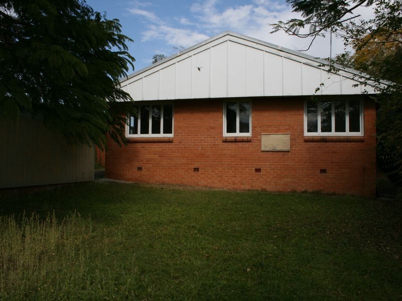 18 Alkina Street, Kenmore QLD 4069