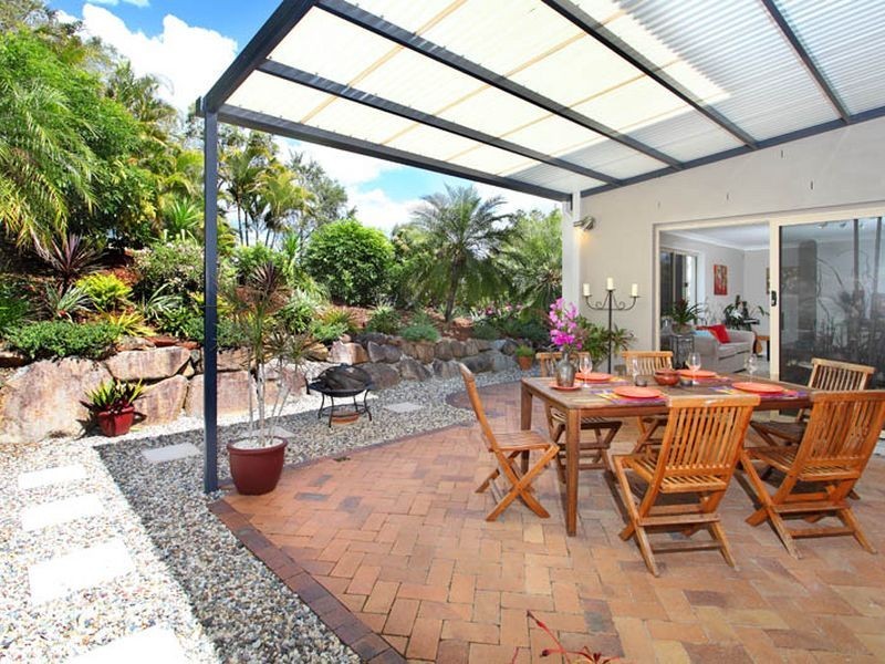 3 Toddington Street, Chapel Hill QLD 4069