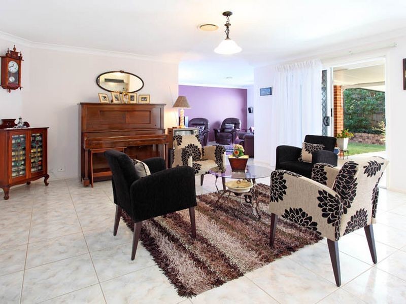 36 Crestwood Place, Moggill QLD 4070