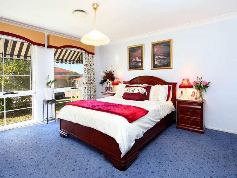 36 Crestwood Place, Moggill QLD 4070