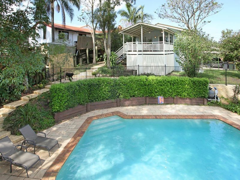 59 Gem Road, Kenmore QLD 4069