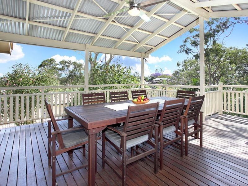 59 Gem Road, Kenmore QLD 4069