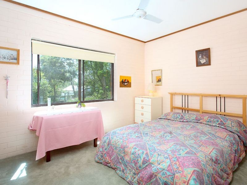 6 Talasea Street, Chapel Hill QLD 4069