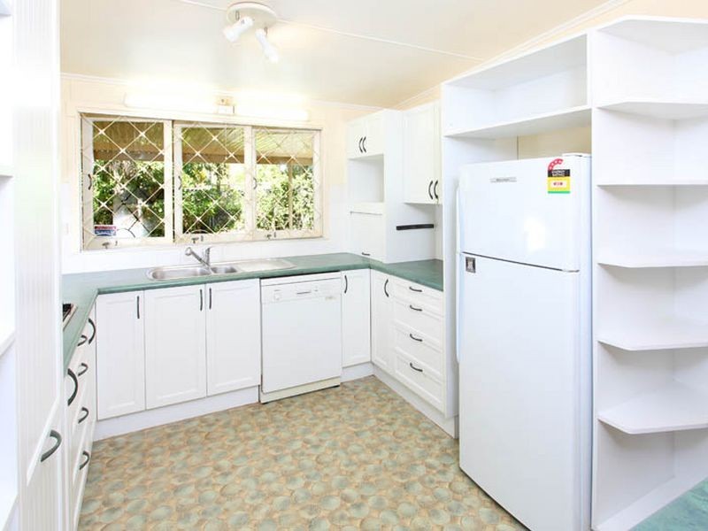 51 Gilruth Rd, Kenmore QLD 4069
